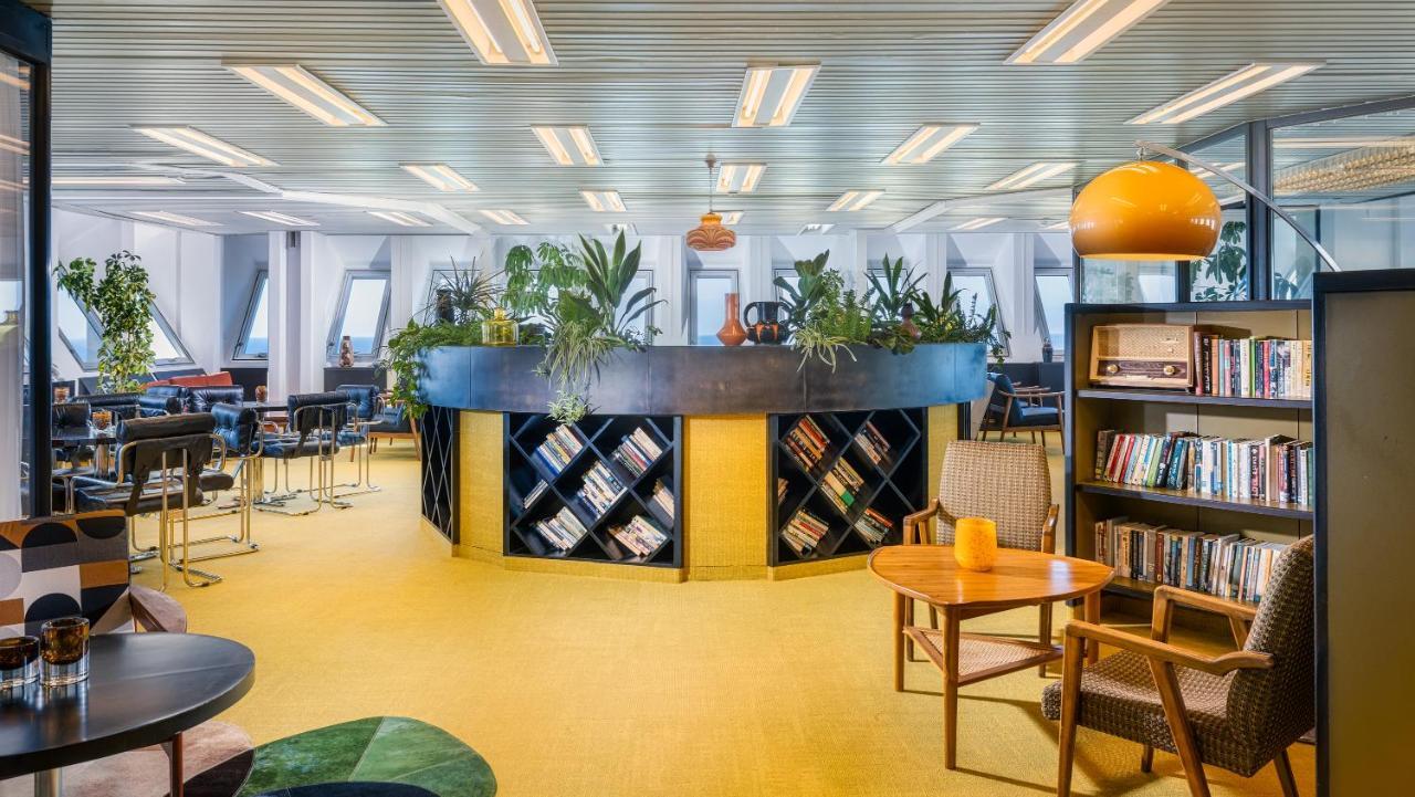 Brown Brut Seafront Hotel, A Member Of Brown Hotels Tel Aviv Bagian luar foto