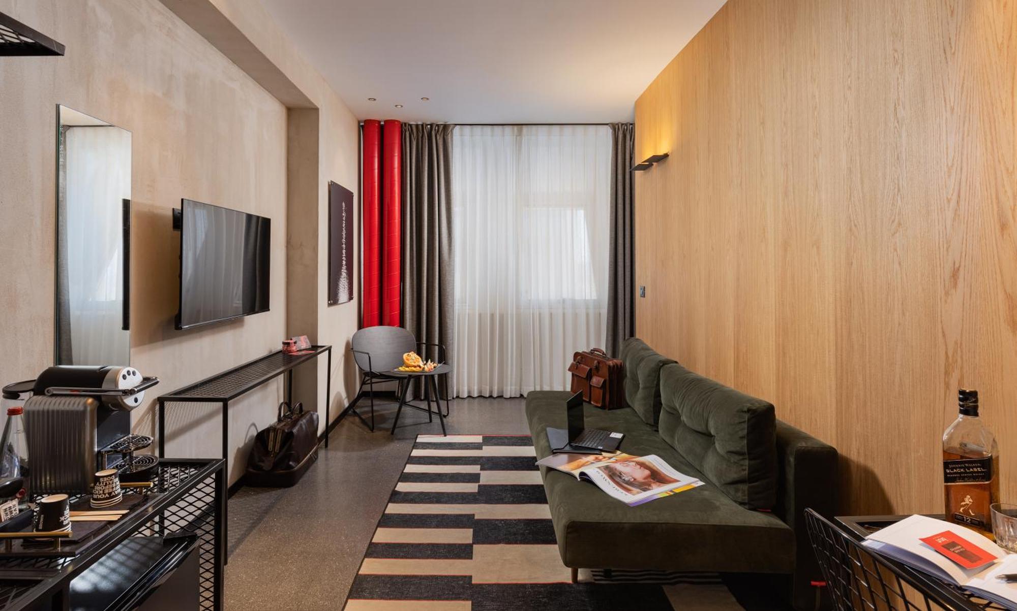 Brown Brut Seafront Hotel, A Member Of Brown Hotels Tel Aviv Bagian luar foto